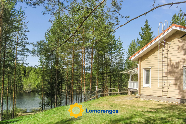 Yläneuvola puomi