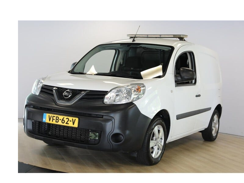 Nissan NV250