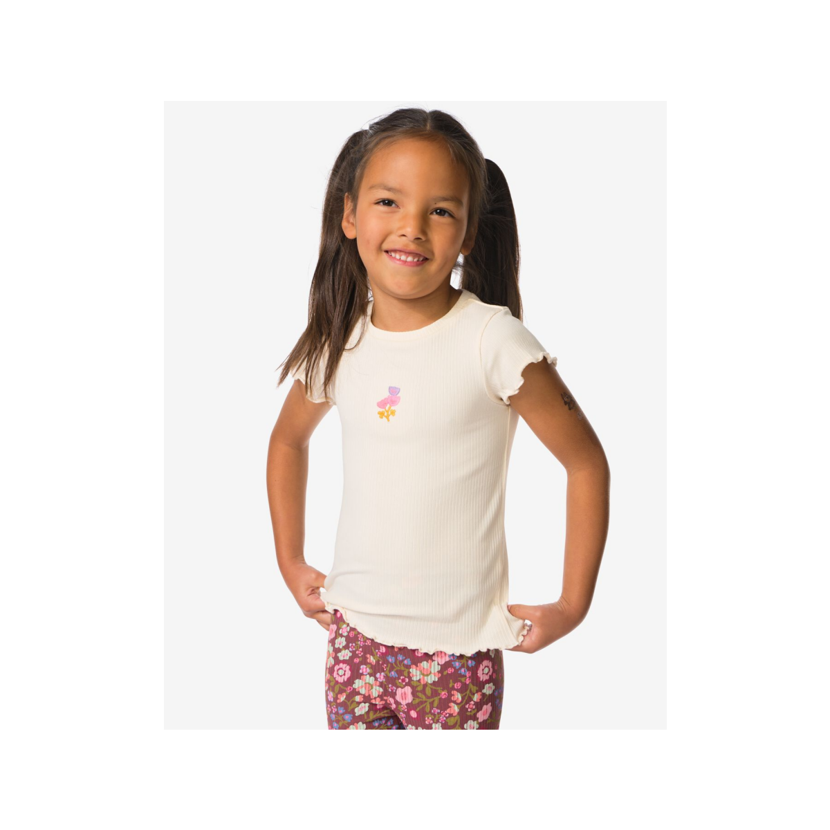 HEMA Kinder T-shirt rib bloemen ecru (ecru)