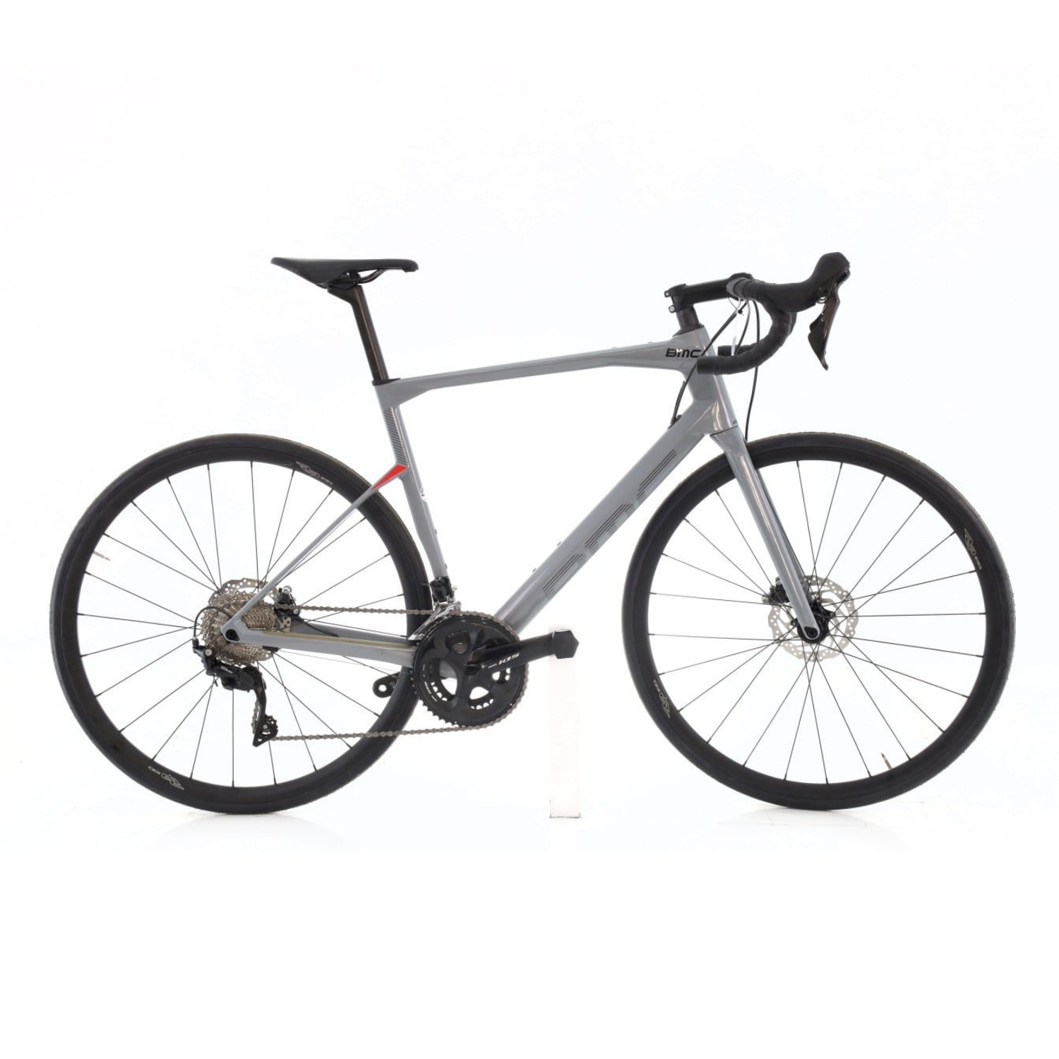 BMC Roadmachine 02 Three taglia 56 Semi-nuova