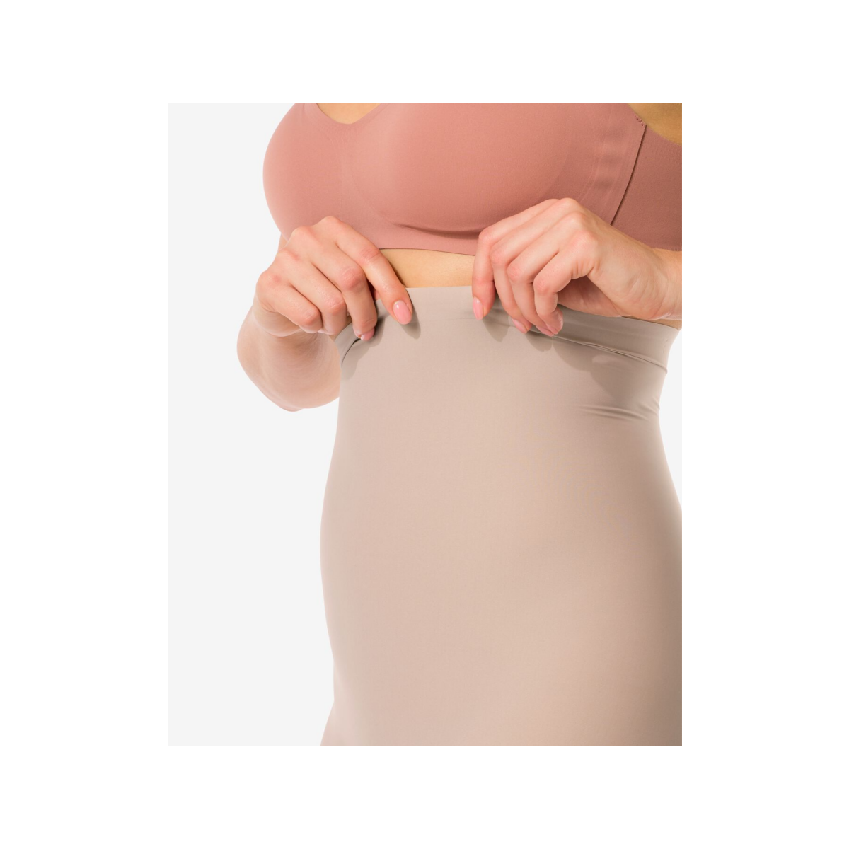 HEMA Medium corrigerende biker extra hoge taille beige (beige)