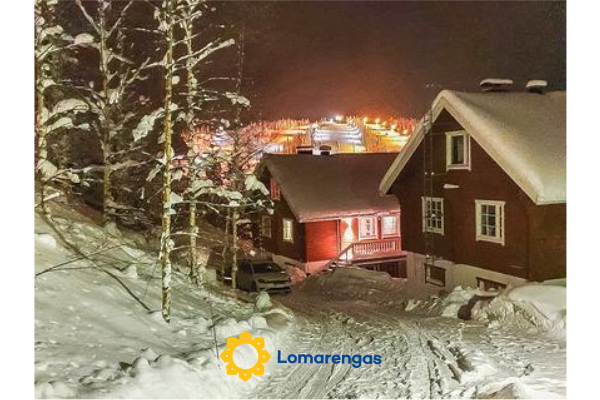 Aurinkoalppi 12a paritalon yläkerta