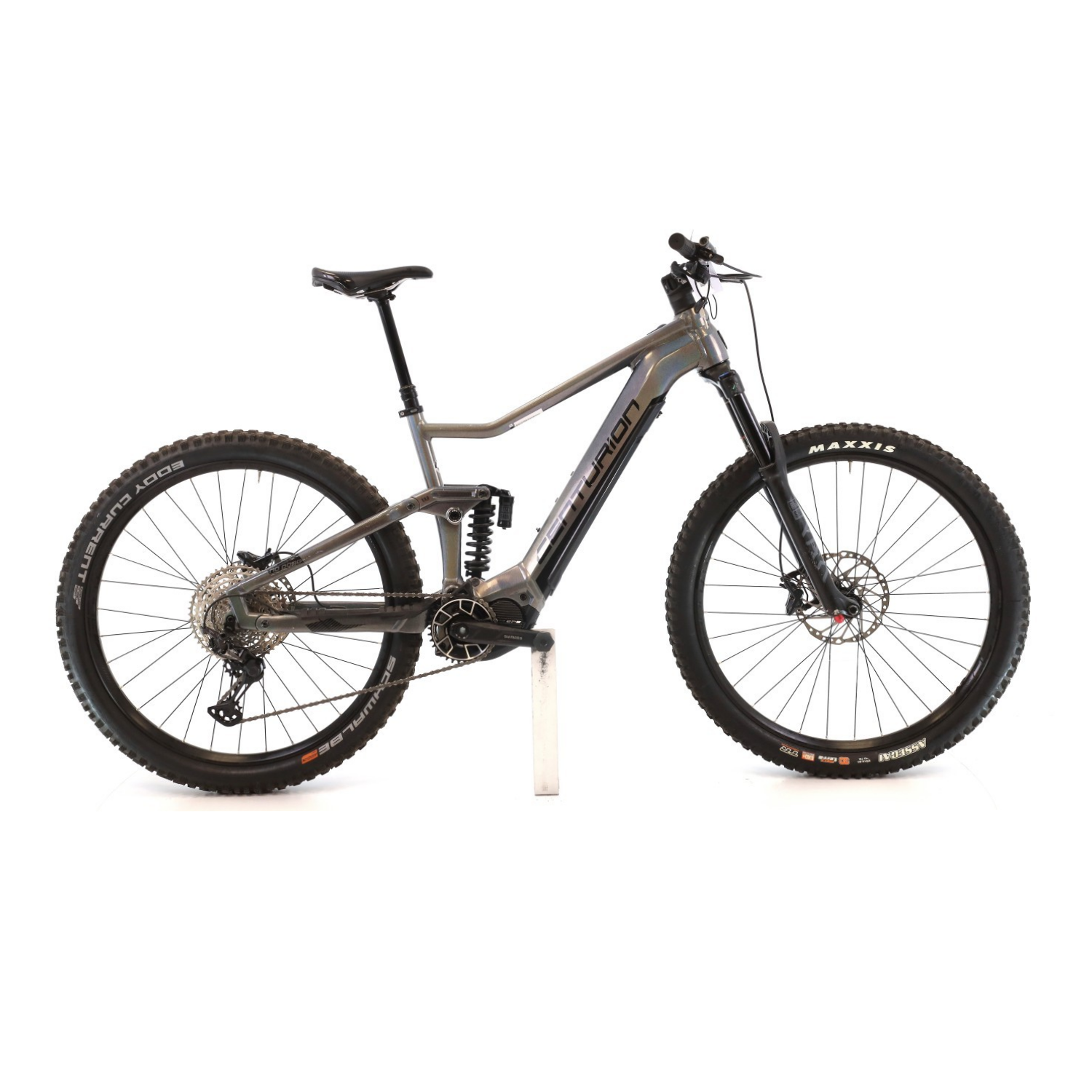 Centurion No Pogo F2600i XT Talla L Reacondicionada