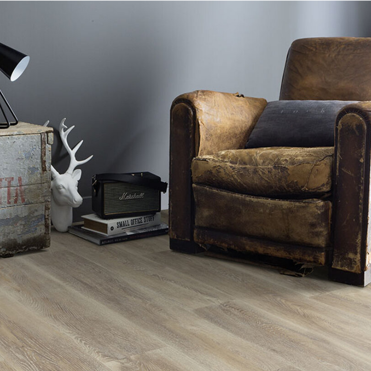 Rouleau 4m de sol PVC effet bois pose sans colle cognac blond Gerflor - 3000 cm x 400 cm x 0.2 cm