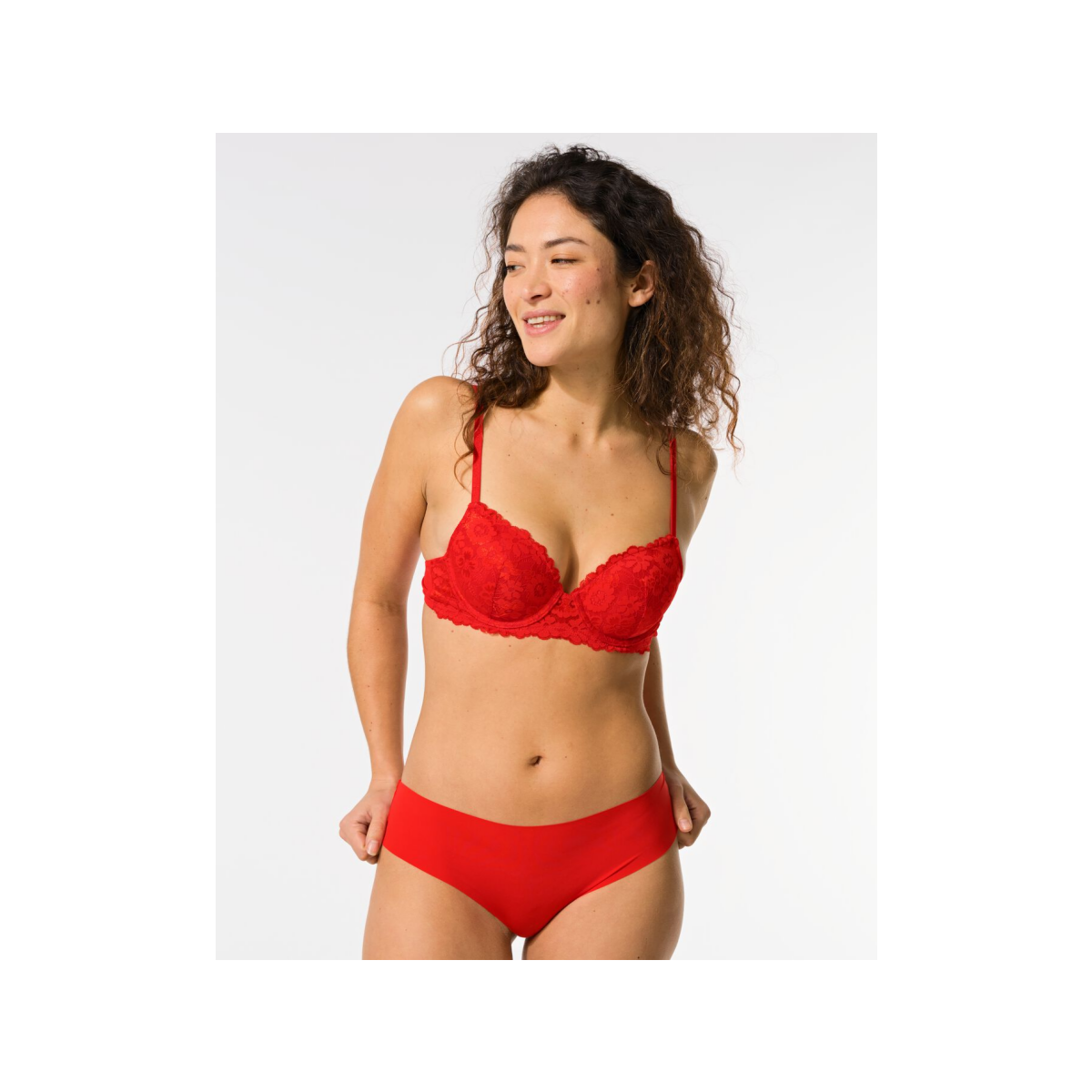 HEMA Damesbrazilian micro met kant rood (rood)