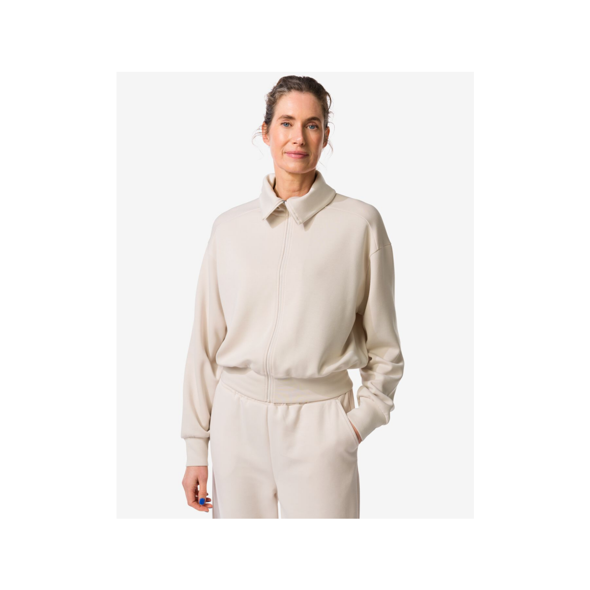 HEMA Damesvest lounge creme (creme)