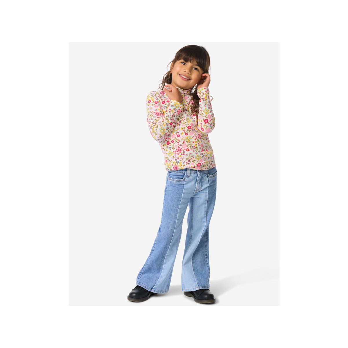 HEMA Kinderjeans bootcut lichtblauw (lichtblauw)