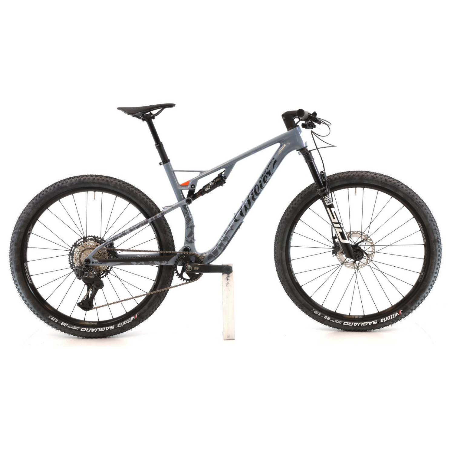 Envío gratis · Wilier URTA Max SLR XT Di2 Talla L Km.0