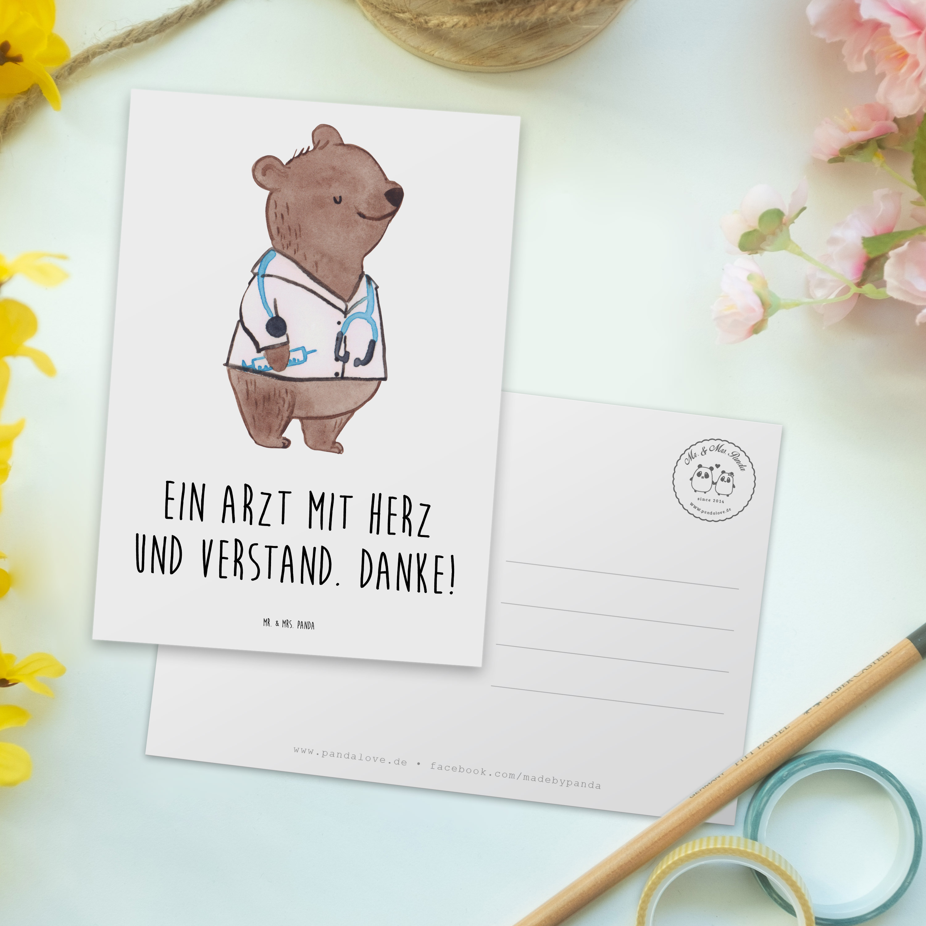 Postkarte Arzt mit Herz - Geschenk Wertschätzung Arzt Medizin handgefertigt